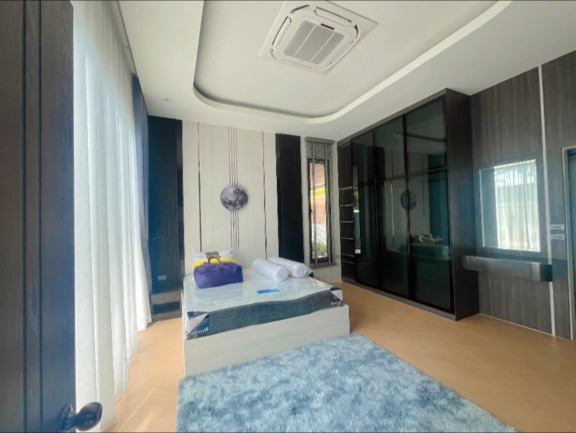 รูป Modern 3-Bedroom Pool Villa for Sale in East Pattaya - รูปที่ 7/8