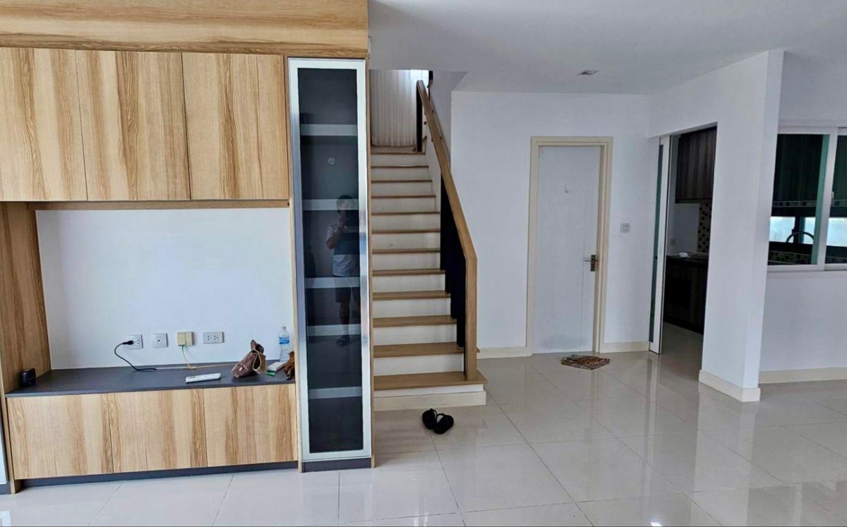 รูป ขายบ้านแฝด 2 ชั้น Britania Srinakarin ทำเลศักยภาพ ใกล้วัดหนามแดง สมุทรปราการ  ใกล้ BTS ศรีด่าน และเมกะบางนา - รูปที่ 18/19