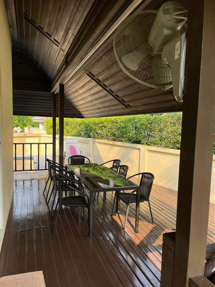 picture 3 Bedrooms Pool Villa in Takhian Tia for Sale - 8/14