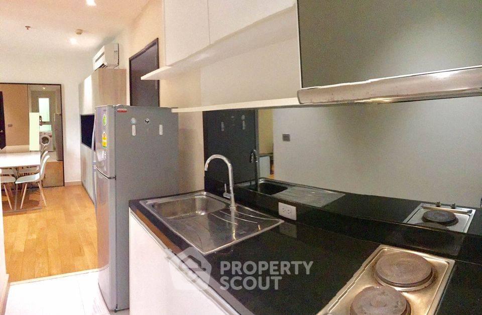 picture 1-BR Condo at Sky Walk Residences near BTS Phra Khanong (ID 666543) - 12/12