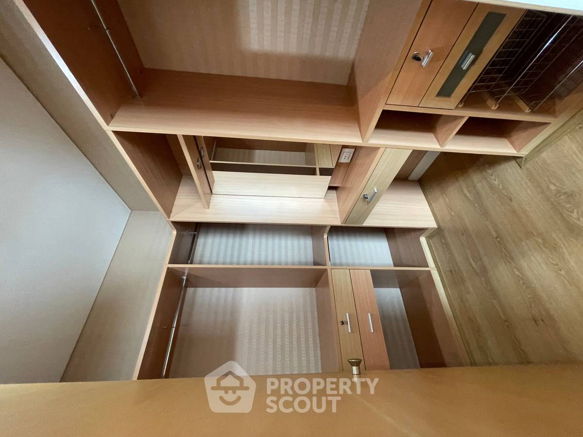 picture 2-BR Condo at Fullerton Sukhumvit near BTS Ekkamai (ID 994315) - 5/7