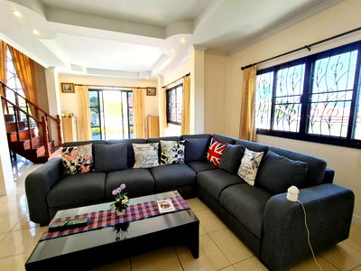 บ้านเดี่ยว เขาชีจรรย์ : ขายบ้าน 4 ห้องนอน ในบางเสร่