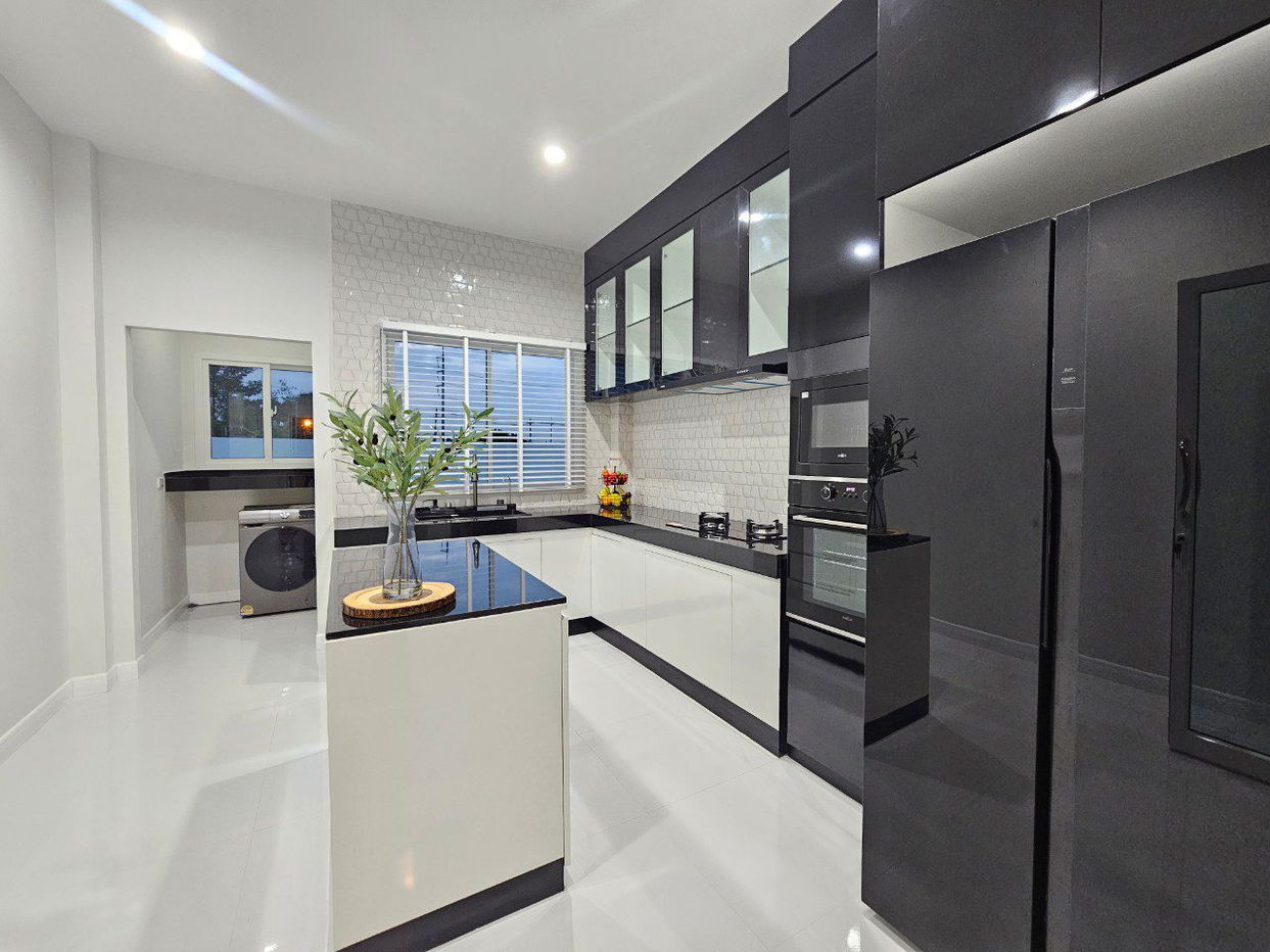 รูป ขายพูลวิลล่า 3 ห้องนอน พัทยาตะวันออก - รูปที่ 9/13