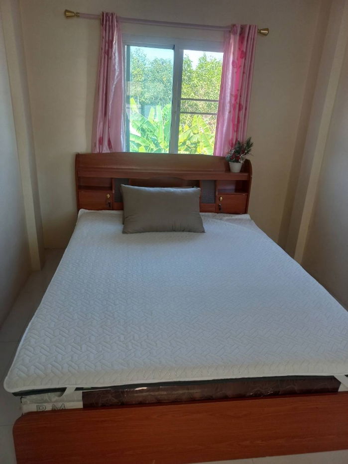 รูป ให้เช่าบ้านเดี่ยว 2 ชั้น 20 ตร.ว. พร้อมเฟอร์นิเจอร์ ราคาถูกมาก ตำบลโคกคาม บางปลาม้า สุพรรณบุรี ( เจ้าของปล่อยเช่าเอง ) - รูปที่ 4/12