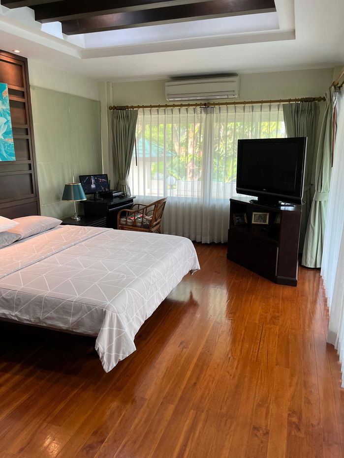 picture 3 Bedrooms Pool Villa in Takhian Tia for Sale - 6/14