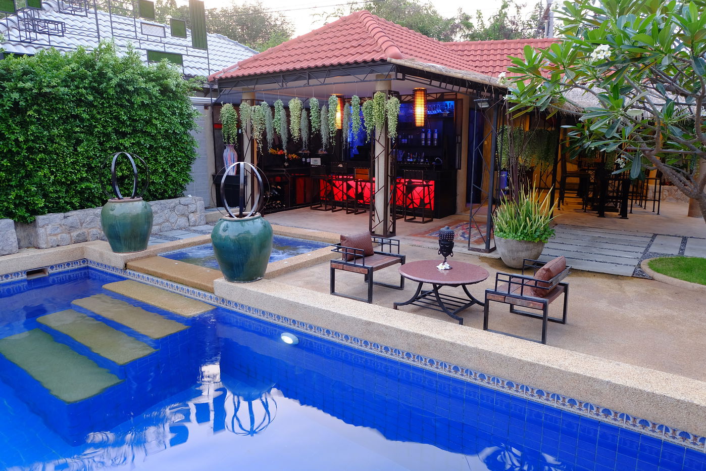 รูป Luxury 6-Bedroom Private Villa for Sale – Hua Hin - รูปที่ 5/21