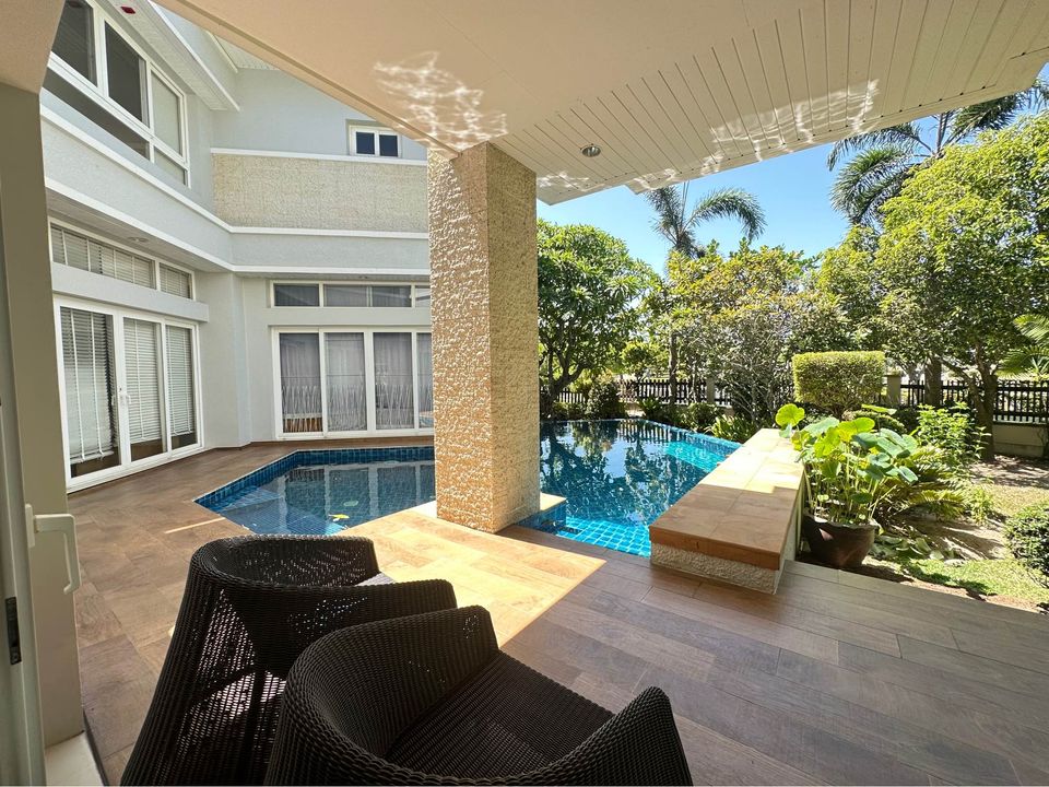 รูป 4 Bedrooms Pool Villa for Sale in Jomtien - รูปที่ 9/9
