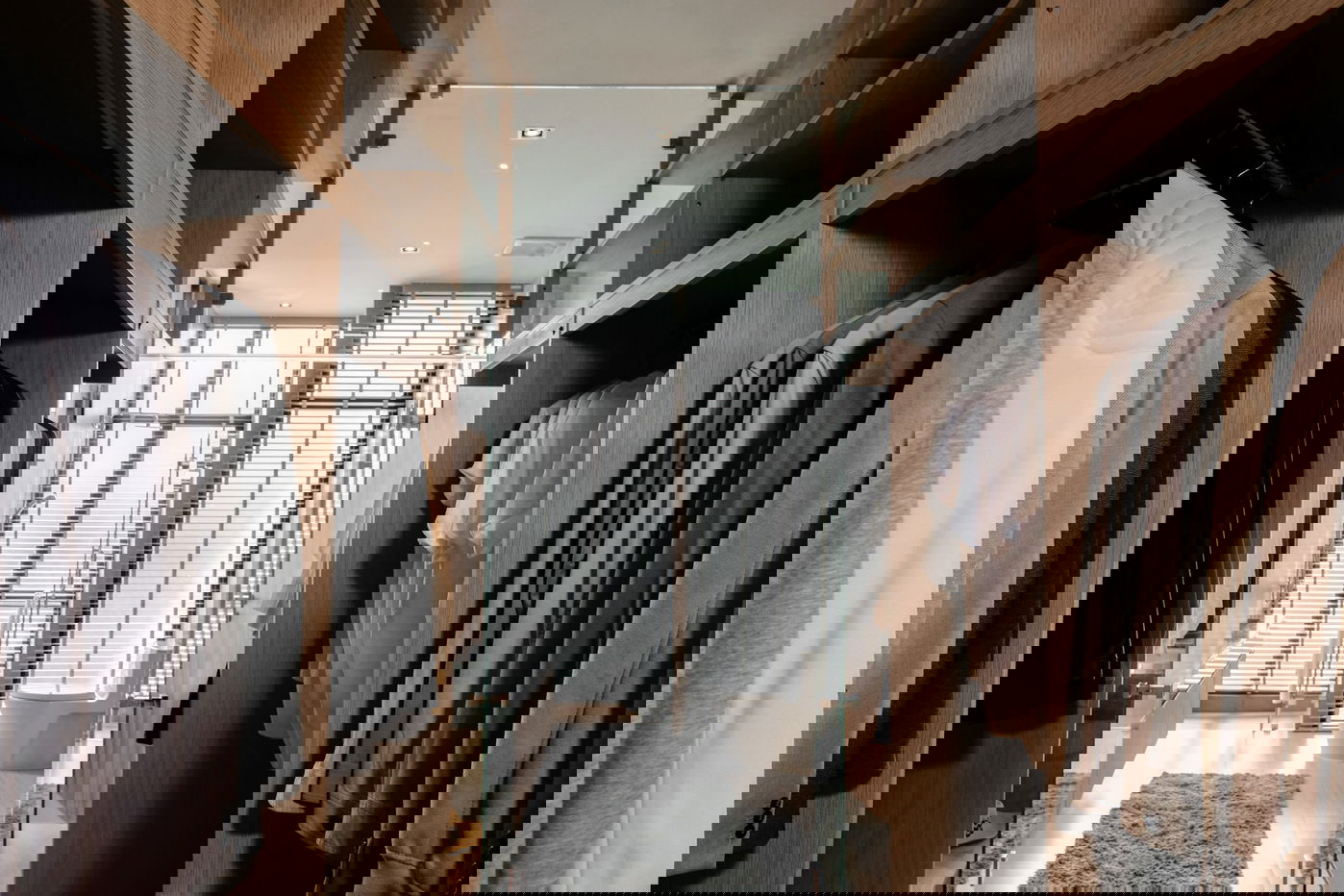 รูป ขายพูลวิลล่า 2 ชั้นสไตล์โมเดิร์นในพัทยาตะวันออก - รูปที่ 8/12