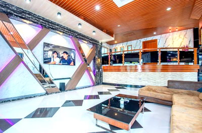 เช่าบ้านเดี่ยว ถนนห้วยใหญ่ : ให้เช่าพูลวิลล่า 4 ห้องนอน ห้วยใหญ่