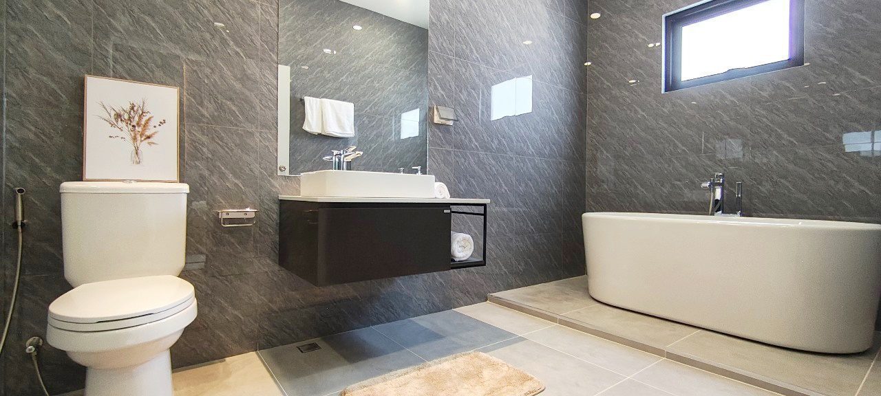 picture Luxury Pool Villa for Sale in Huay Yai - 25/26