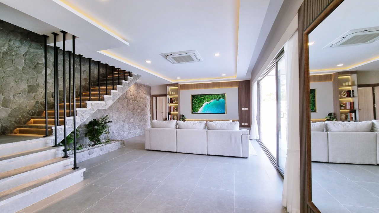 รูป ขายพูลวิลล่าหรูสไตล์โมเดิร์นในห้วยใหญ่ - รูปที่ 5/22