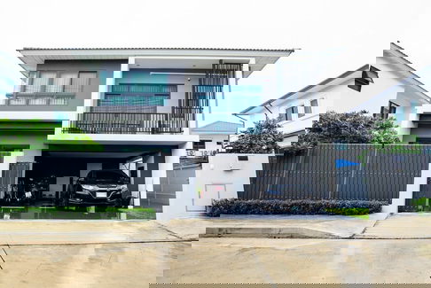 Luxury 4-Bedroom House for Sale – East Pattaya