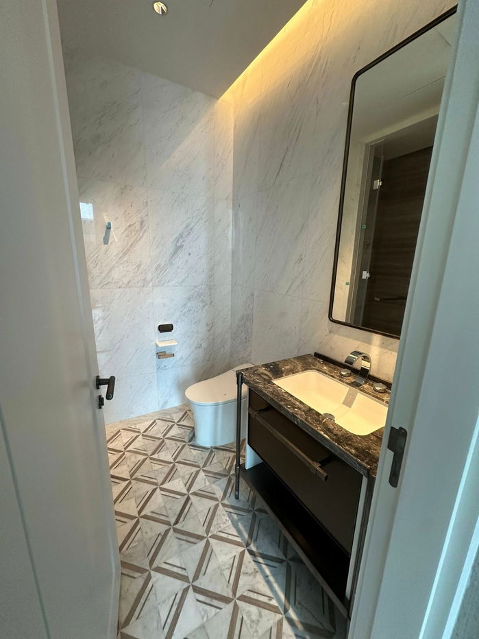 picture @Condorental condo for rent ONE89 Wireless - 7/10