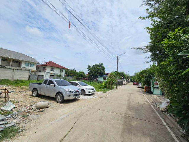 รูป ขายที่ดิน ซอยติวานนท์24 แยก11 ถมแล้วบางส่วน ใกล้สถานีรถไฟฟ้าแคราย - รูปที่ 4/7