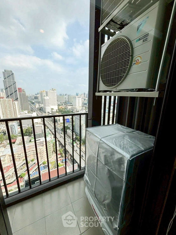 picture 1-BR Condo at Nue District R9 near MRT Phra Ram 9 (ID 2461863) - 11/11