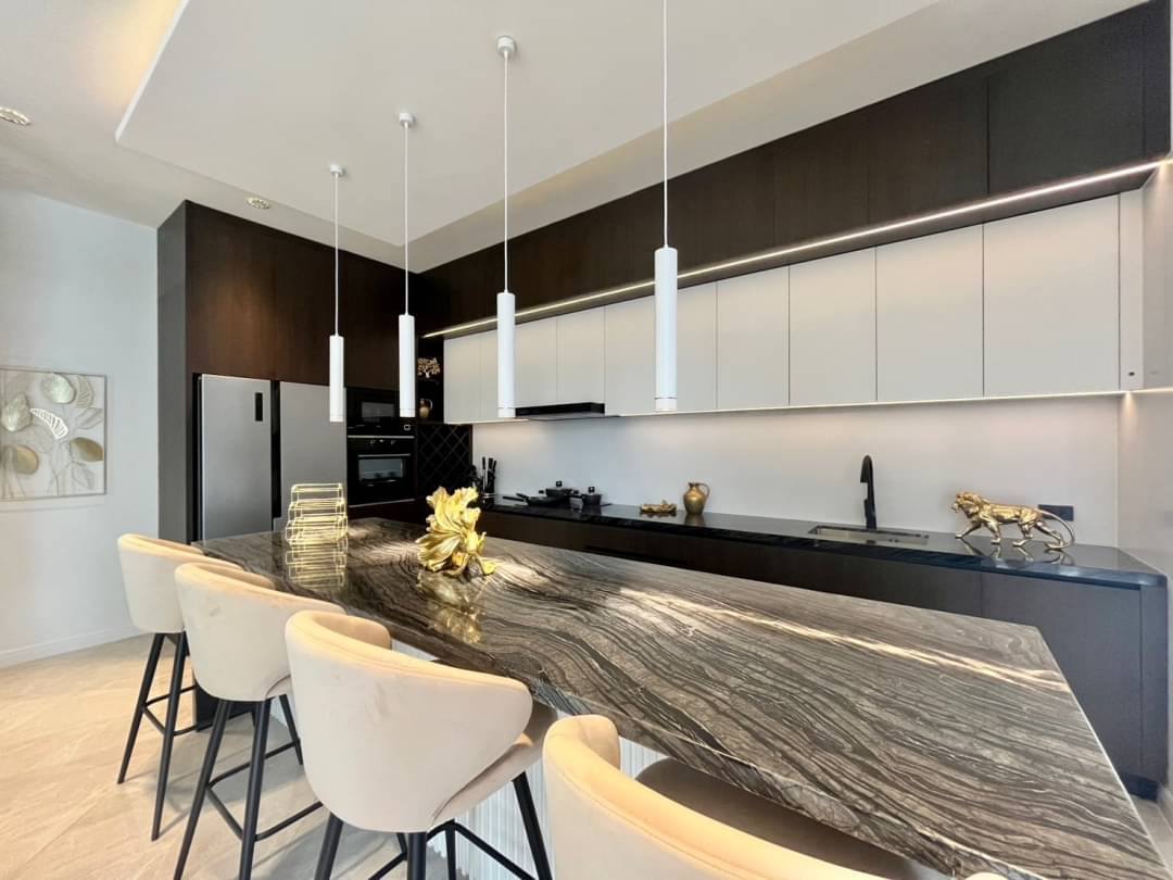 picture 5 Bedrooms Pool Villa for Sale in South Pattaya - 6/16