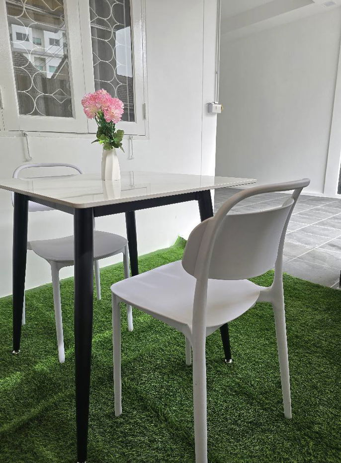 picture 2-Bedroom Semi-Detached House for Sale in Soi Noen Plub Wan - 10/11