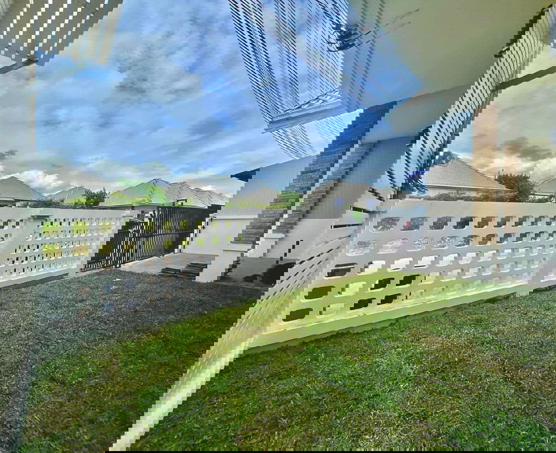 picture 2 Bedrooms Twin House in East Pattaya for Sale - 12/12