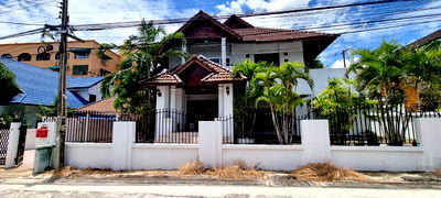 เช่าบ้านเดี่ยว คิงเพาเวอร์ พัทยา คอมเพล็กซ์  : บ้านให้เช่าขนาดกว้าง 4 ห้องนอน พัทยากลาง