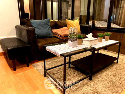 คอนโดให้เช่า : คอนโด 1-ห้องนอน ที่ เอช สุขุมวิท 43 ใกล้ BTS พร้อมพงษ์ (ID 551816)