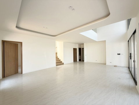 House in East Pattaya 4 Bedrooms for Sale