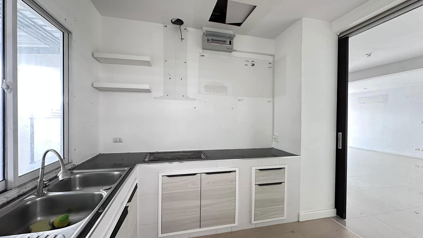 รูป 3 Bedrooms House for Sale in East Pattaya - รูปที่ 9/12