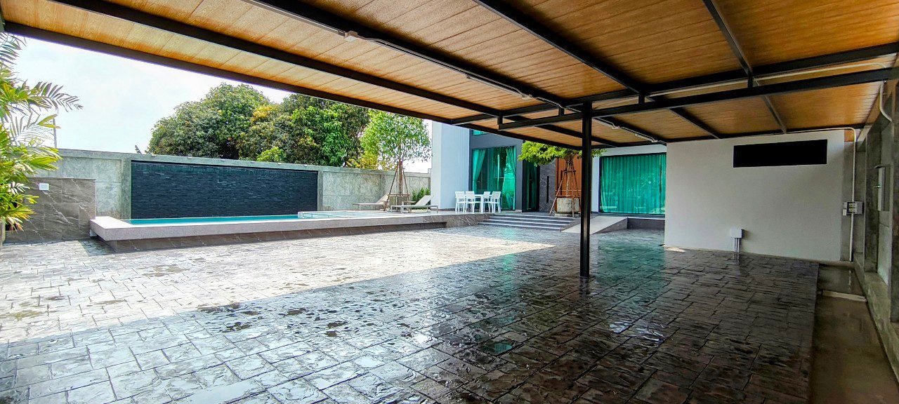 รูป ขายพูลวิลล่า 4 ห้องนอน สไตล์โมเดิร์น ในห้วยใหญ่ - รูปที่ 25/25