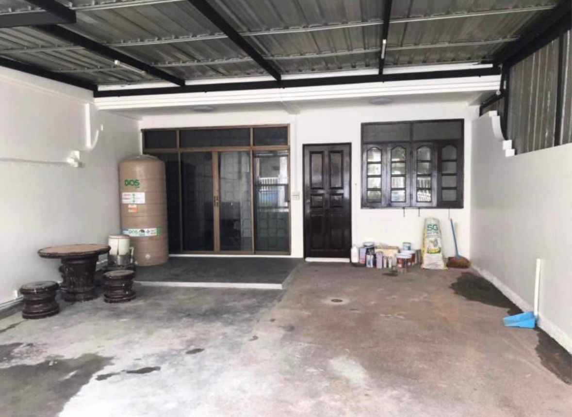 picture For rent, for rent, for rent, townhouse, Huai Khwang, cheap price, interested, Line: @951qfbfi - 2/7