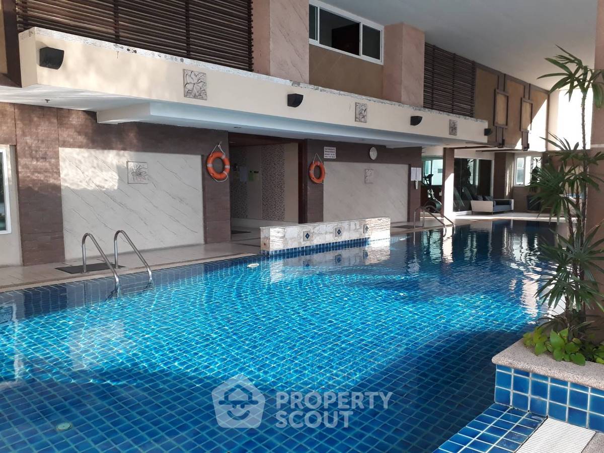 picture 2-BR Condo at Sukhumvit City Resort Condominium near BTS Nana (ID 886850) - 7/7