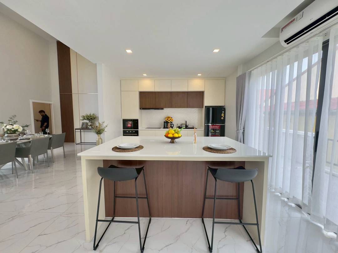 รูป วิลล่าหรู 3 ห้องนอนพร้อมสระว่ายน้ำให้เช่า – นาเกลือ พัทยา - รูปที่ 7/13