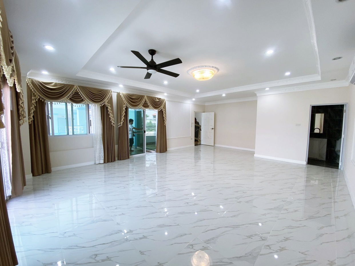 รูป ขายบ้าน 6 ห้องนอนในพัทยาใต้ - รูปที่ 2/17