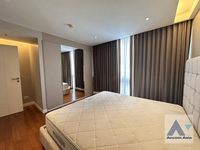 รูป 🔼🔽 AccomA 📩 Elegant family-friendly condo with garden balcony (13000952) - รูปที่ 8/16