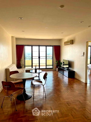 Condos for sale 700 Year Sports Arena Chiang Mai : 2-BR Condo at Rimping Condominium close to Chiang Mai International School (ID 2462334)