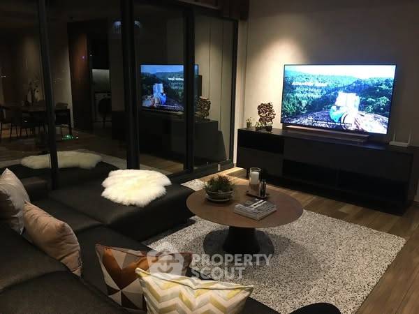 รูป คอนโด 2-ห้องนอน ที่ เดอะ ลอฟท์ อโศก ใกล้ MRT เพชรบุรี (ID 2338018) - รูปที่ 2/14