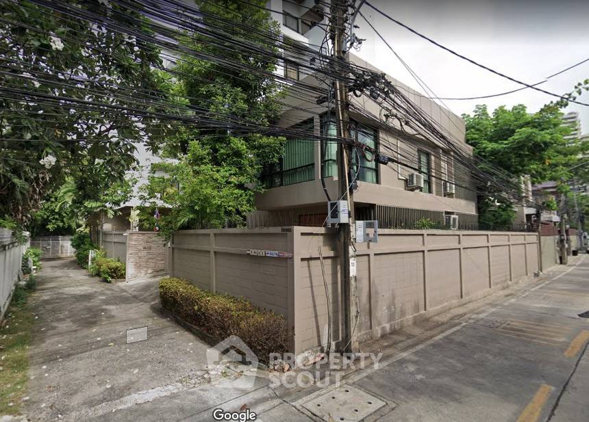 picture 2-BR Condo at Baan Piyabutr near BTS Thong Lor (ID 374228) - 4/10