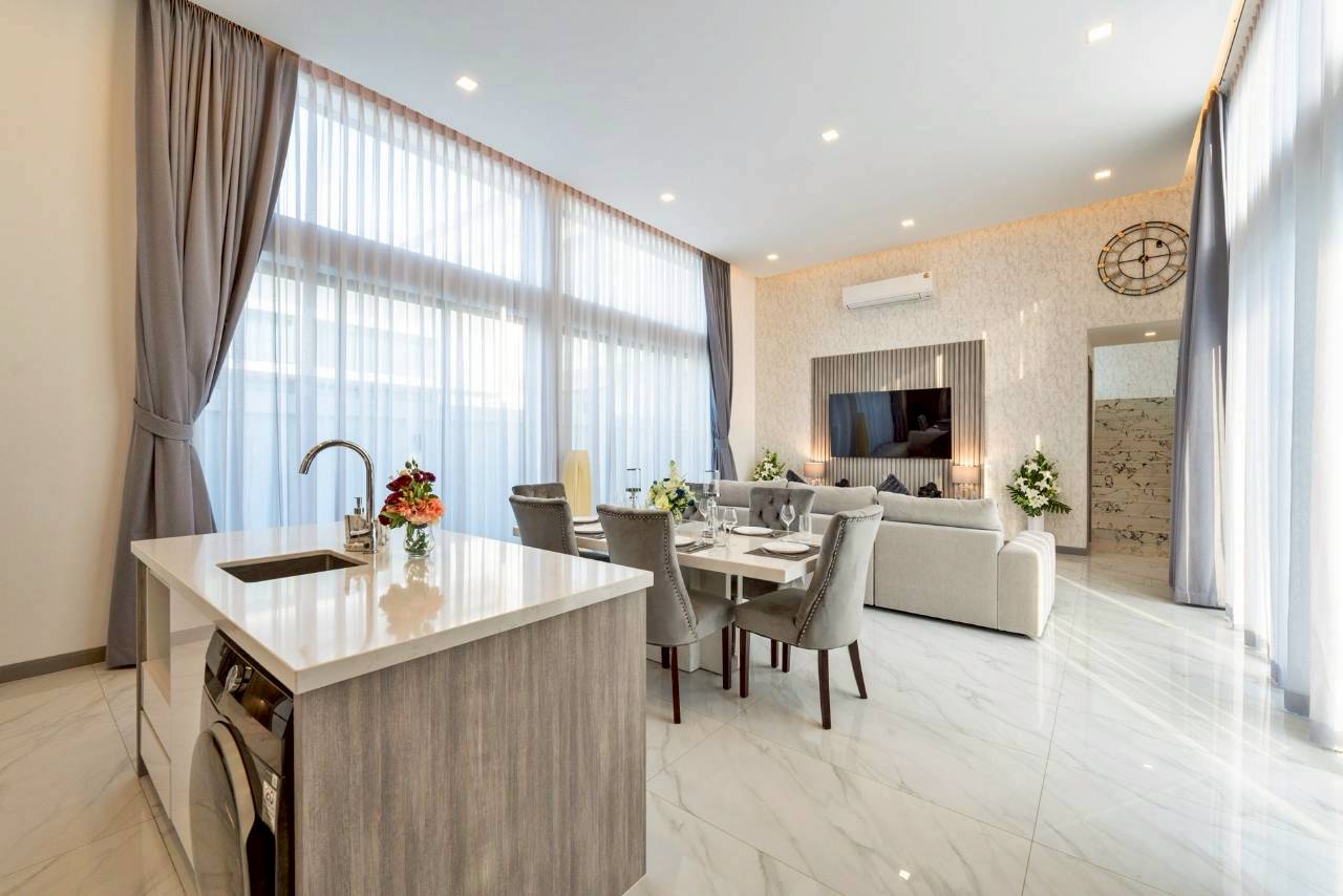 รูป วิลล่าหรู 3 ห้องนอนพร้อมสระว่ายน้ำให้เช่า – ชากนอก พัทยาตะวันออก - รูปที่ 9/19