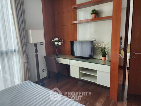 1-BR Condo at The Address Sukhumvit 28 near BTS Phrom Phong (ID 2289220)