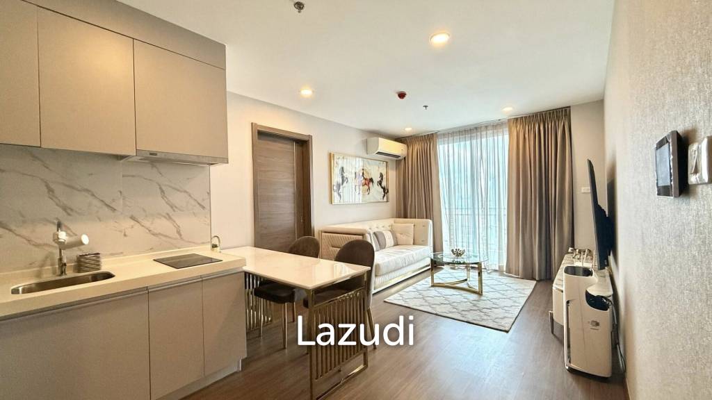 picture Stunning 1-Bedroom Condo with City Views in Bangkok - 1/13