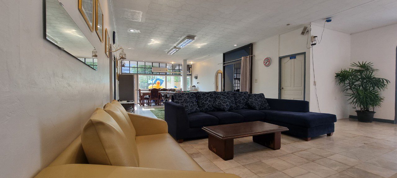 รูป วิลล่าพูล 7 ห้องนอนให้เช่าในจอมเทียน - รูปที่ 2/29