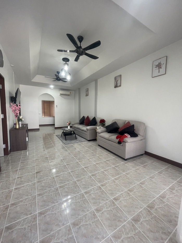 รูป ขายบ้าน 2 ห้องนอนในพัทยาตะวันออก - รูปที่ 1/10