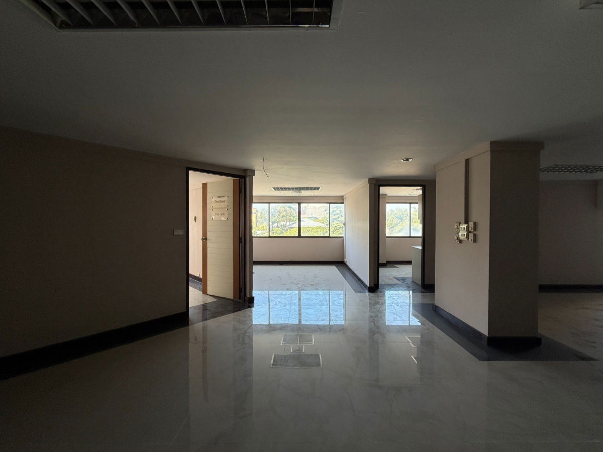 รูป ให้เช่าออฟฟิศ ฮิลล์ไซด์คอนโด ชั้น 4 ขนาด 200 ตร.ม. (ID:053BR) - รูปที่ 14/29