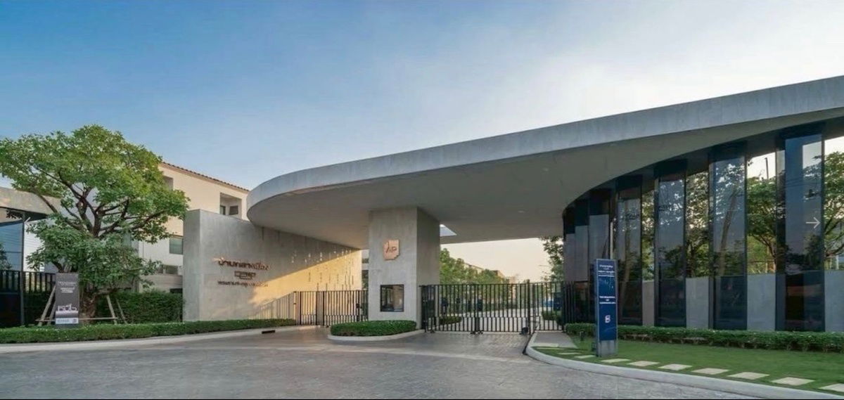 รูป เช่าทาวน์โฮม 3 ชั้น ม. บ้านกลางเมือง พระราม 9 - กรุงเทพกรีฑา สวย เฟอร์ครบ สนใจแอตไลน์ครับ@841qqlnr - รูปที่ 6/29