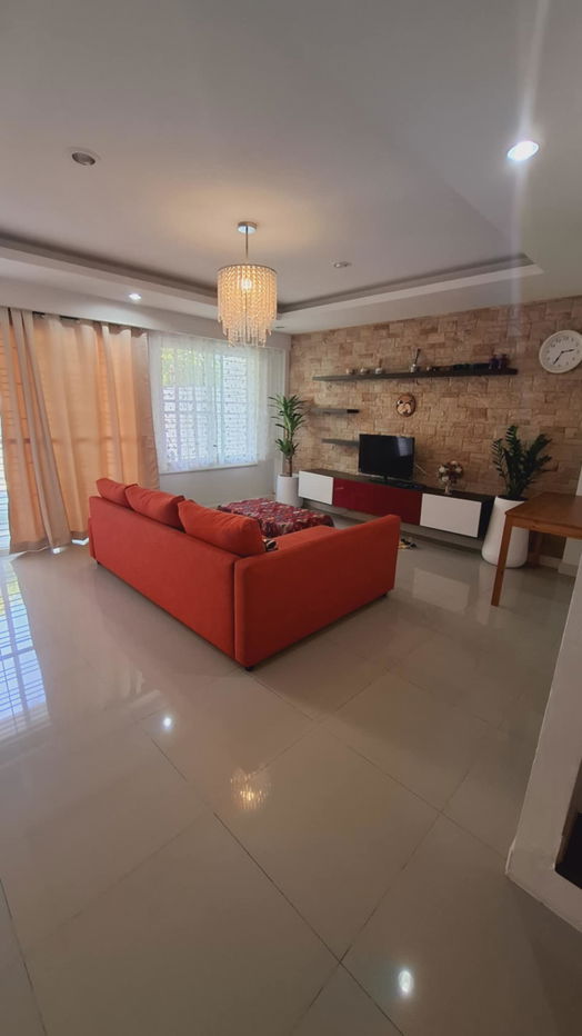 picture 2 Beds House in North Pattaya for Sale - 2/12