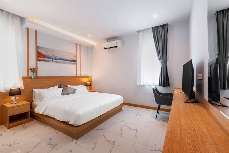 picture 6 Bedrooms Pool Villa For Rent in South Pattaya - 11/15