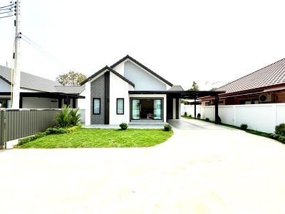 Houses for sale Frost Magical Ice of Siam : Modern Nordic Home for Sale in East Pattaya