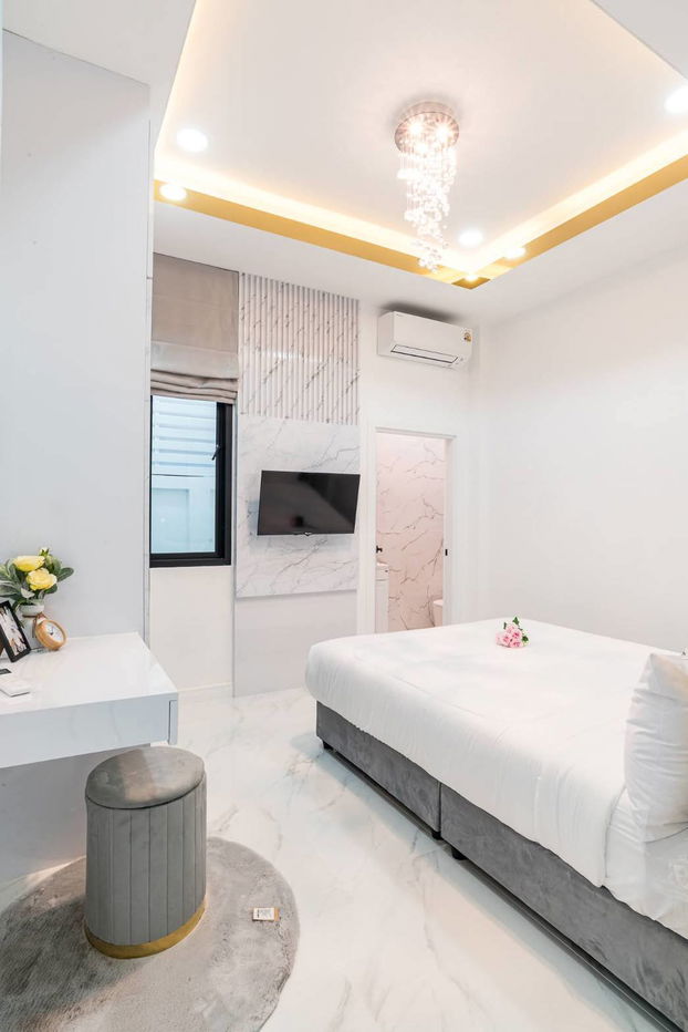 picture Modern Pool Villa for Sale – Mabprachan, East Pattaya - 14/19