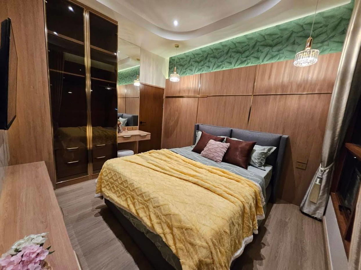 picture Luxury 5-Bedroom Pool Villa for Rent – Mabprachan, East Pattaya - 12/19