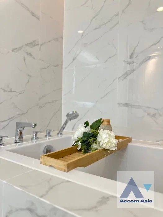 picture 🔼🔽 AccomA 📩  2 BR Condominium @Oriental Residence Bangkok (AA30046) - 19/20