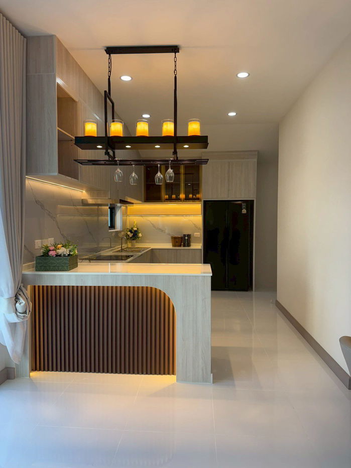 picture Modern Luxury Pool Villa for Sale in East Pattaya - 9/14