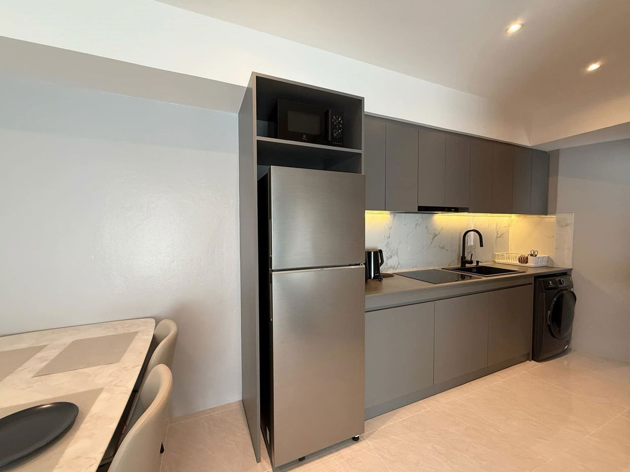 picture Chateau Dale Condominium for Sale - 4/8